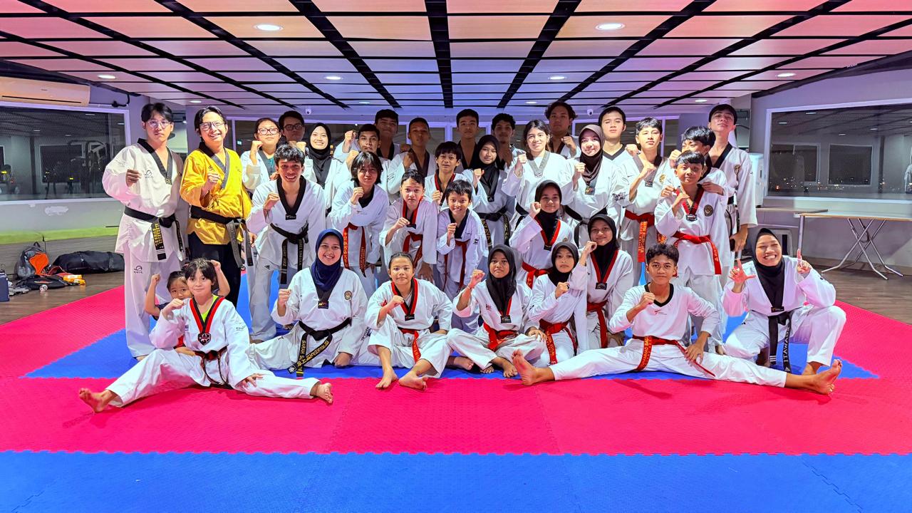 Kelas Taekwondo Dewasa dan Remaja