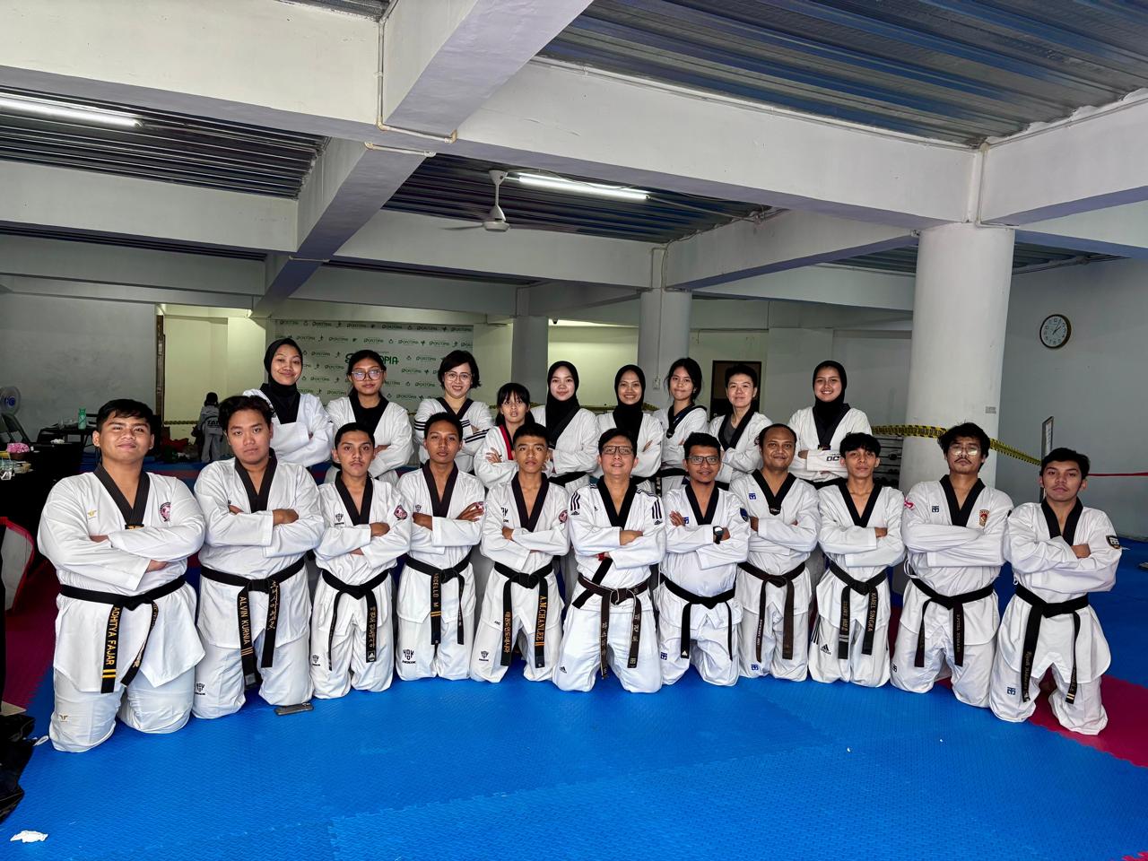 Kelas Taekwondo Atlet Kyorugi Poomsae
